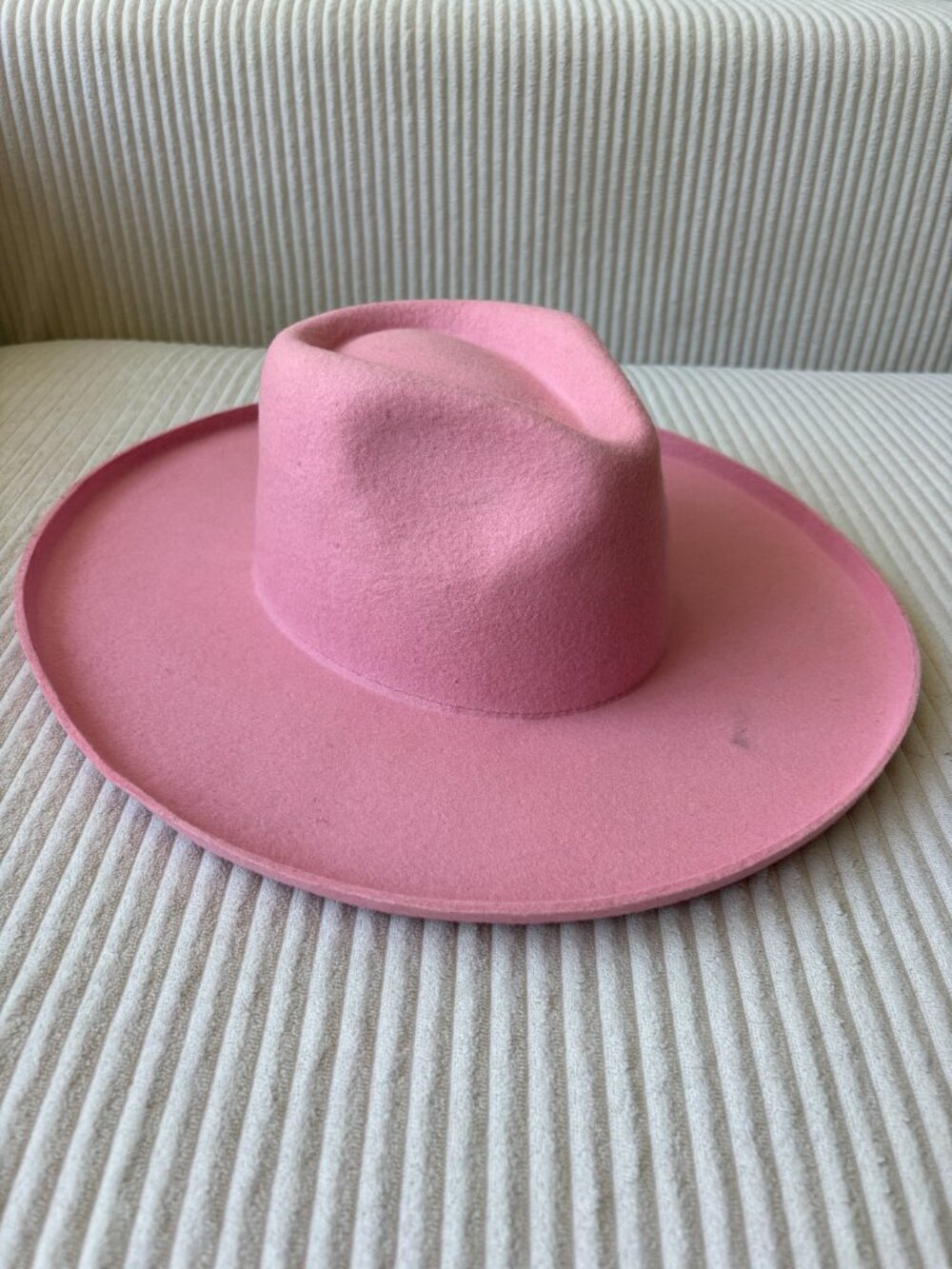Olive & Pique Lenny Pink 100% Wool Adjustable Wide Brim Rancher Fedora Hat